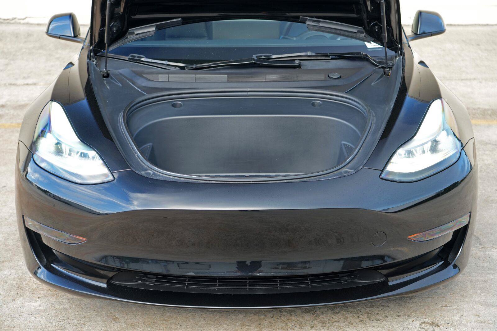 Used 2023 Tesla Model 3 Standard Range RWD image 8