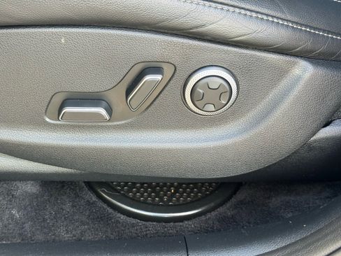 Used 2024 Genesis GV80 2.5T image 19