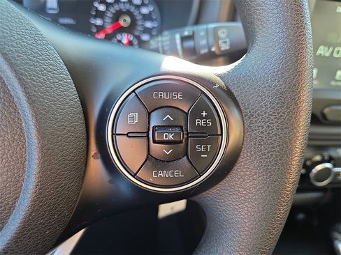 Used 2020 Kia Soul LX image 22