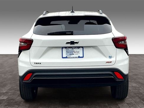 Used 2024 Chevrolet Trax RS w/ Driver Confidence Package image 27