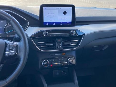 Used 2021 Ford Escape SEL image 10