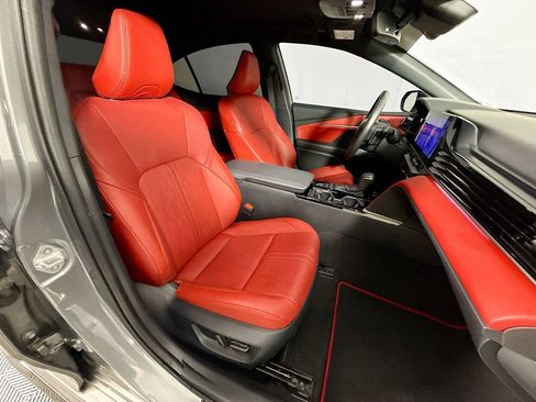 Used 2025 Toyota Camry XSE image 30