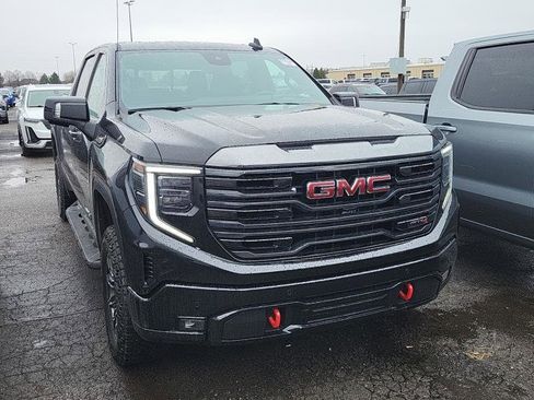 Used 2024 GMC Sierra 1500 AT4 w/ Technology Package image 2