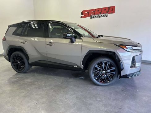 Used 2026 Toyota RAV4 XSE w/ Panoramic Sun Roof Package AWD/4WD image 2