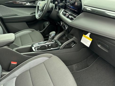 New 2026 Chevrolet TrailBlazer LT w/ Convenience Package image 15