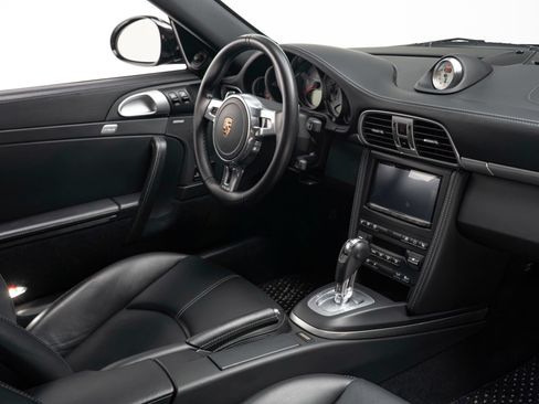 Used 2013 Porsche 911 Turbo S AWD/4WD image 39