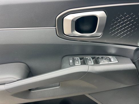 New 2025 Kia Sorento EX w/ EX Panoramic Sunroof Package image 11
