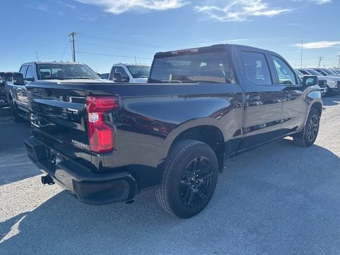 Used 2025 Chevrolet Silverado 1500 Custom image 6