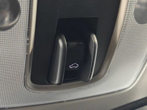 Used 2014 Volvo S60 T5 FWD image 8