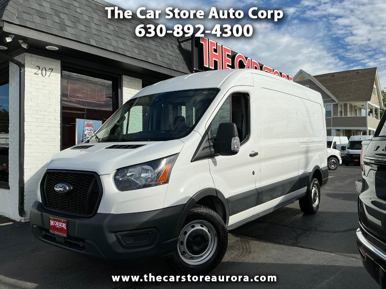 Used 2023 Ford Transit 250 Medium Roof RWD image 1