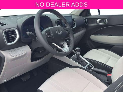 New 2026 Hyundai Venue SEL image 18