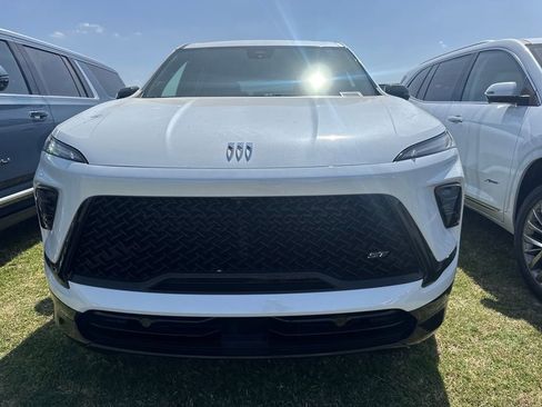 New 2026 Buick Enclave Sport Touring image 2