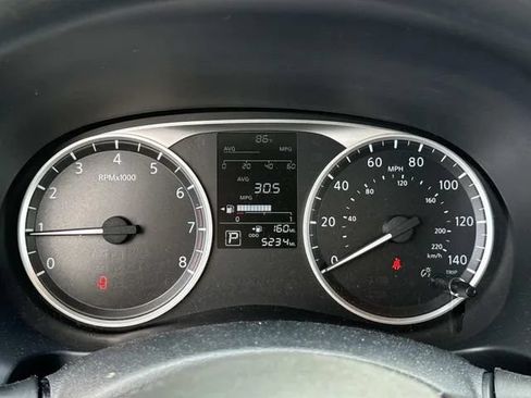 Used 2025 Nissan Kicks Play S FWD image 42