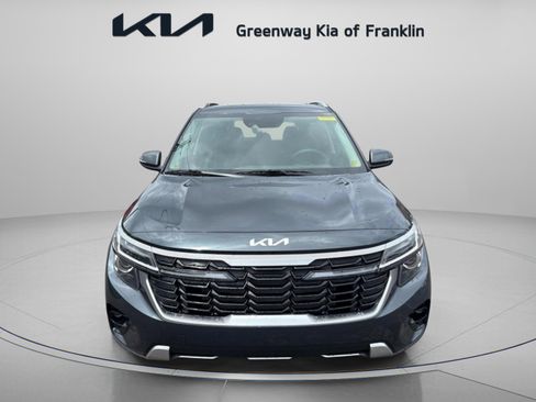 Used 2025 Kia Seltos S FWD image 2