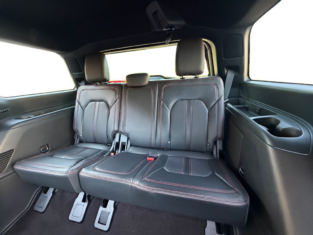 Used 2022 Ford Expedition Limited AWD/4WD image 21