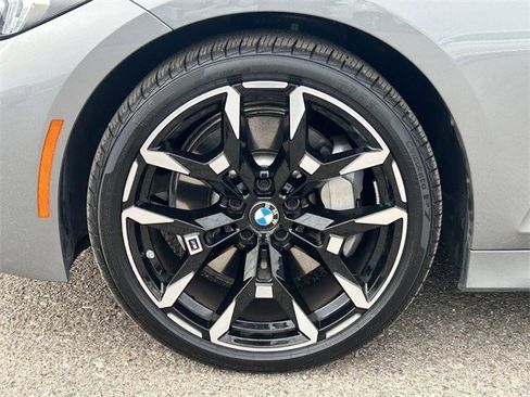 Used 2025 BMW 330i xDrive Sedan w/ M Sport Package image 10