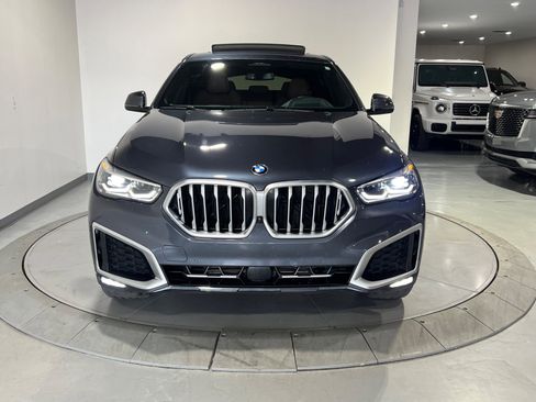Used 2021 BMW X6 xDrive40i w/ Premium Package image 4