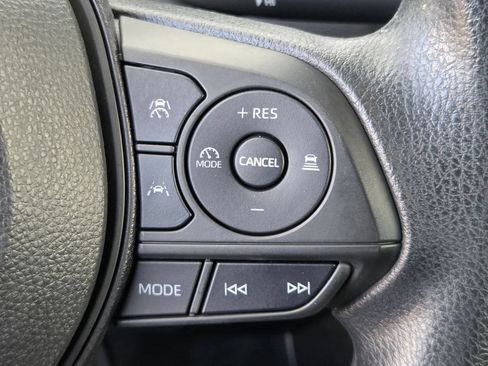 Used 2023 Toyota Corolla LE w/ LE Convenience Package FWD image 23
