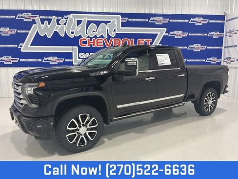 Used 2024 Chevrolet Silverado 2500 High Country w/ High Country Premium Package AWD/4WD image 1