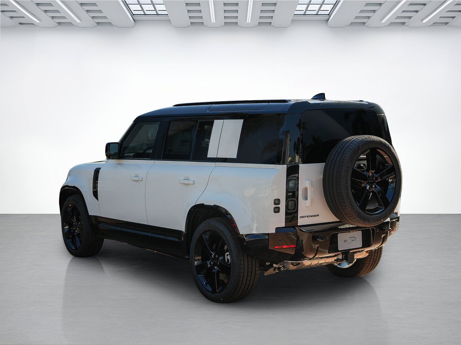 New 2026 Land Rover Defender 110 X-Dynamic SE AWD/4WD image 5