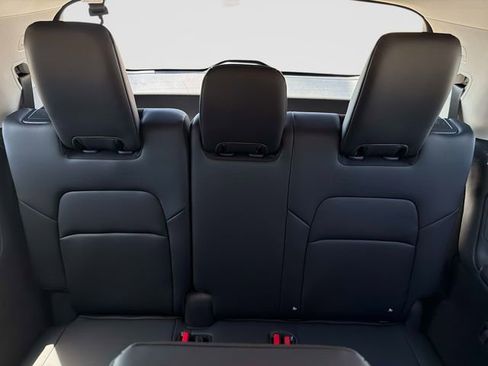 New 2026 Nissan Pathfinder SL AWD/4WD image 17