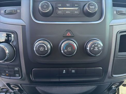 Used 2017 RAM 1500 Express AWD/4WD image 27