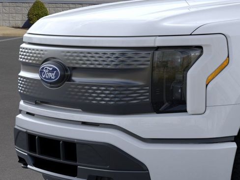 New 2025 Ford F150 Lightning XLT w/ Max Trailer Tow Package AWD/4WD image 17