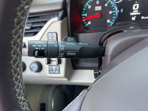 Used 2020 GMC Yukon Denali w/ Denali Ultimate Package image 21