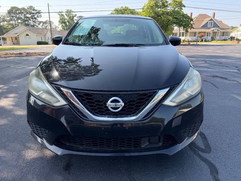 Used 2018 Nissan Sentra SV FWD image 3
