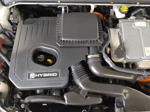 Used 2019 Ford Fusion SE image 30