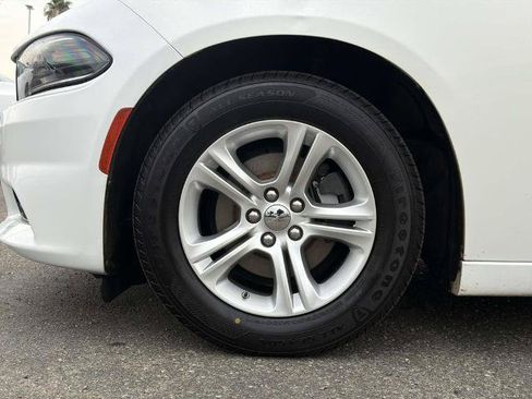 Used 2022 Dodge Charger SXT RWD image 29