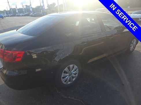 Used 2013 Volkswagen Jetta Sedan FWD image 4