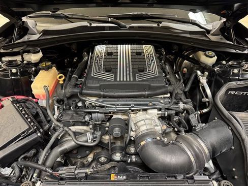 Used 2019 Chevrolet Camaro ZL1 image 29