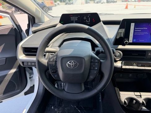 Certified 2024 Toyota Prius LE AWD/4WD image 17