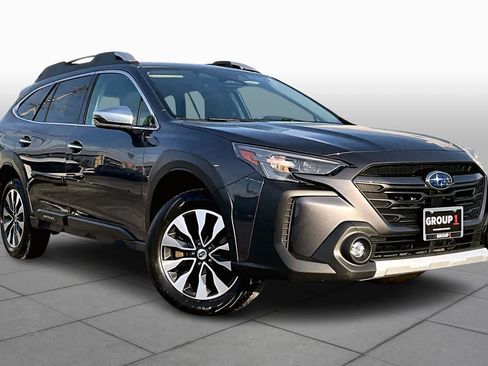 Used 2023 Subaru Outback Touring image 3