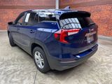 Used 2022 GMC Terrain SLE image 4