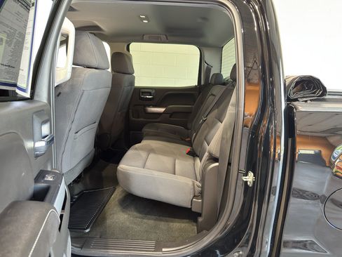 Used 2018 Chevrolet Silverado 1500 LT w/ All Star Edition AWD/4WD image 10
