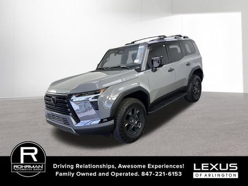 Used 2024 Lexus GX 550 AWD/4WD image 2