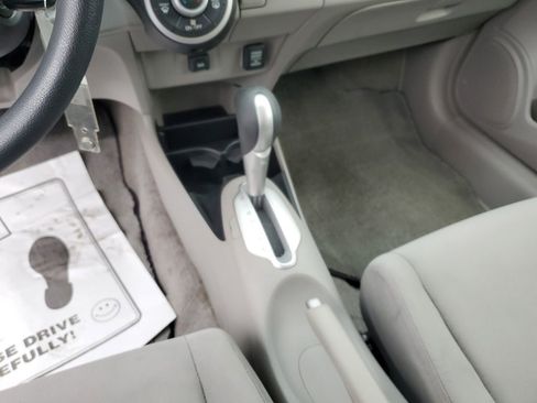 Used 2013 Honda Insight image 19
