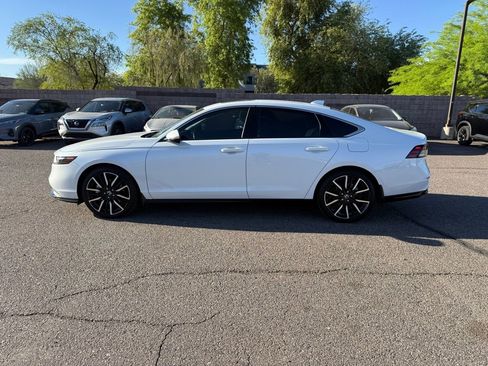 Used 2023 Honda Accord Touring image 8