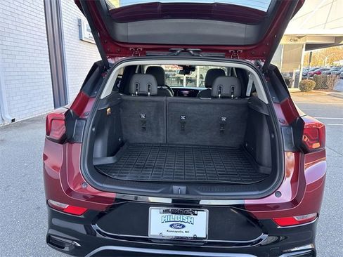 Used 2024 Buick Encore GX Sport Touring w/ Experience Buick Package image 21