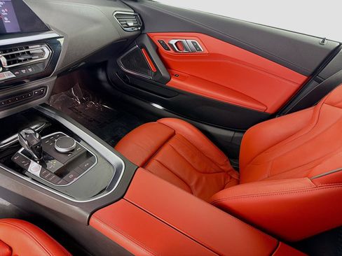 Certified 2021 BMW Z4 sDrive30i w/ M Sport Package RWD image 22