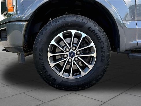 Used 2020 Ford F150 XLT w/ Equipment Group 302A Luxury AWD/4WD image 11