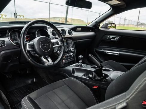 Used 2018 Ford Mustang GT w/ Black Accent Pkg image 3