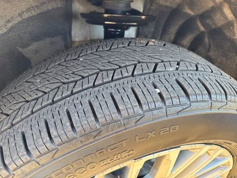 Used 2024 GMC Acadia Denali w/ LPO, Floor Liner Package image 26