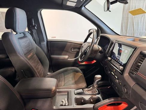 Used 2023 Nissan Frontier PRO-4X w/ Technology Package image 28