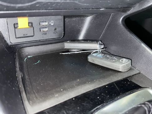 Used 2017 MAZDA MAZDA3 Sport w/ Preferred Equipment Package image 19