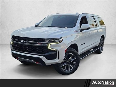 Used 2022 Chevrolet Suburban Z71 w/ Luxury Package image 1