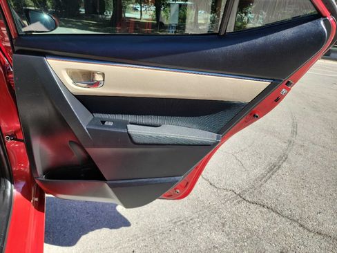 Used 2016 Toyota Corolla LE FWD image 29