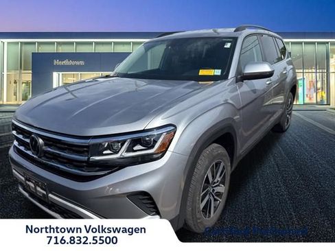 Used 2023 Volkswagen Atlas SE AWD/4WD image 1